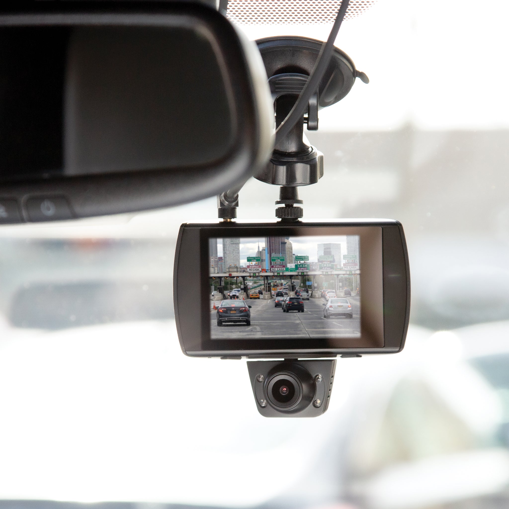 Car & Driver Road Patrol Touch Duo dash cam review